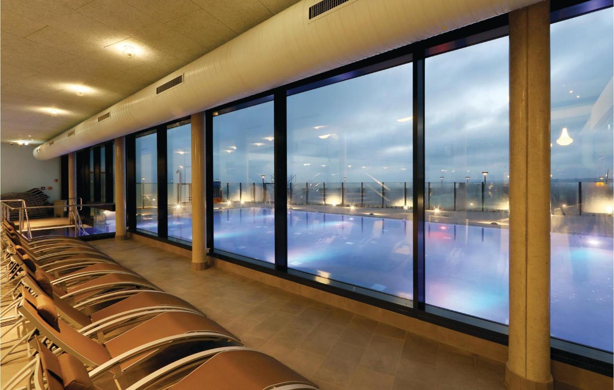 Stunning Apartment In Luebeck Travemuende With Wifi Exterior foto