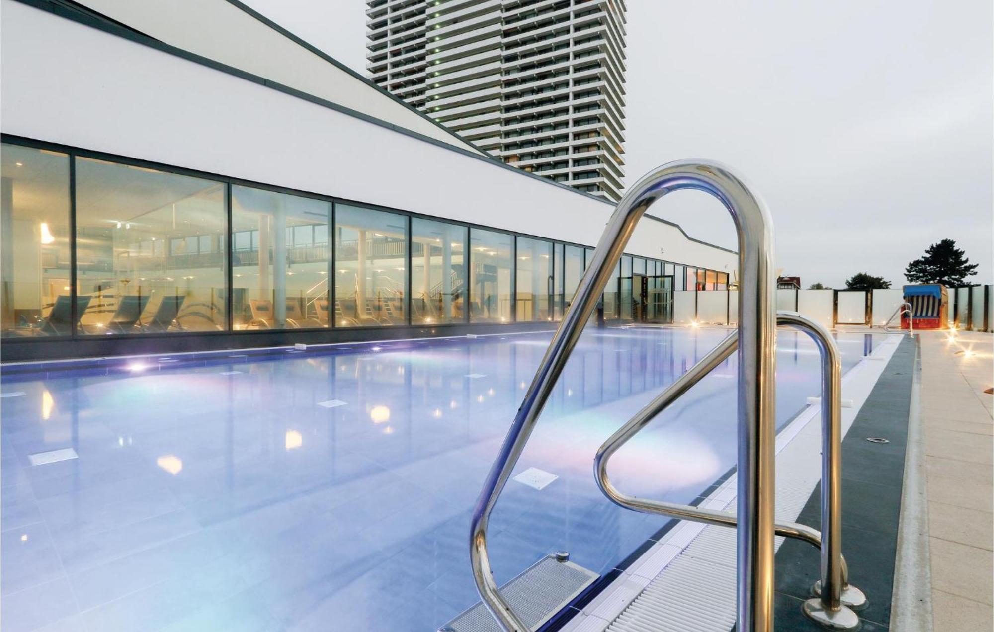 Stunning Apartment In Luebeck Travemuende With Wifi Exterior foto